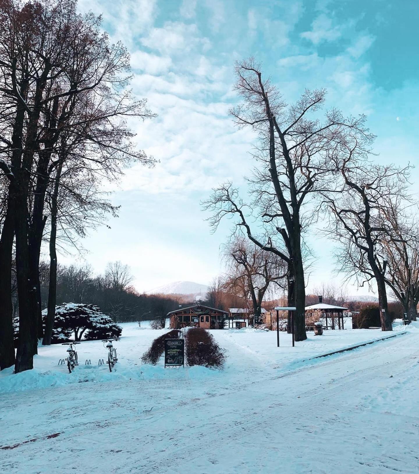 Dworzysko Hotel Szczawno-Zdroj Buitenkant foto