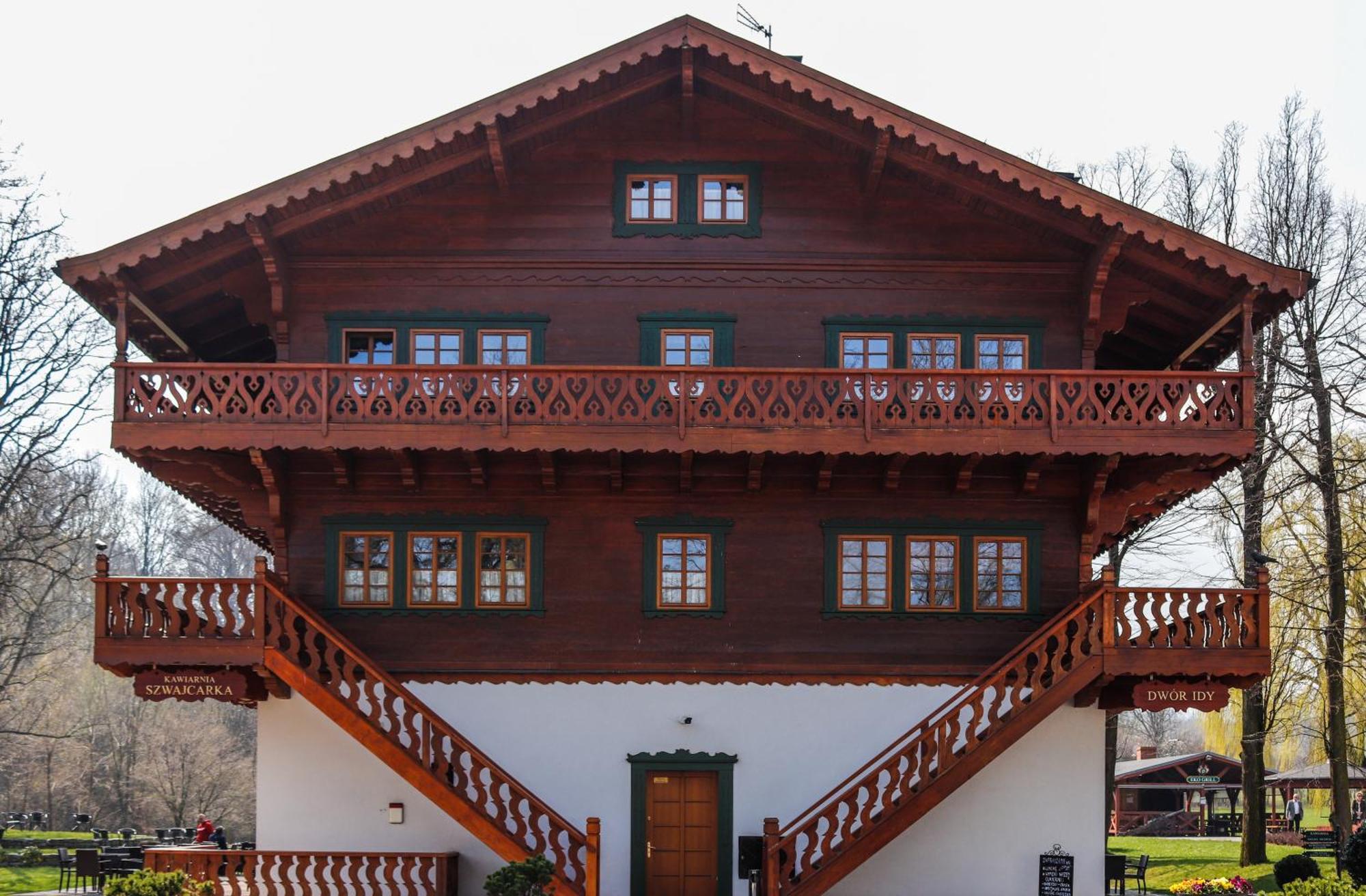 Dworzysko Hotel Szczawno-Zdroj Buitenkant foto